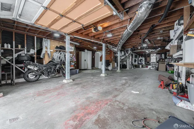 a view of a storage & utility room
