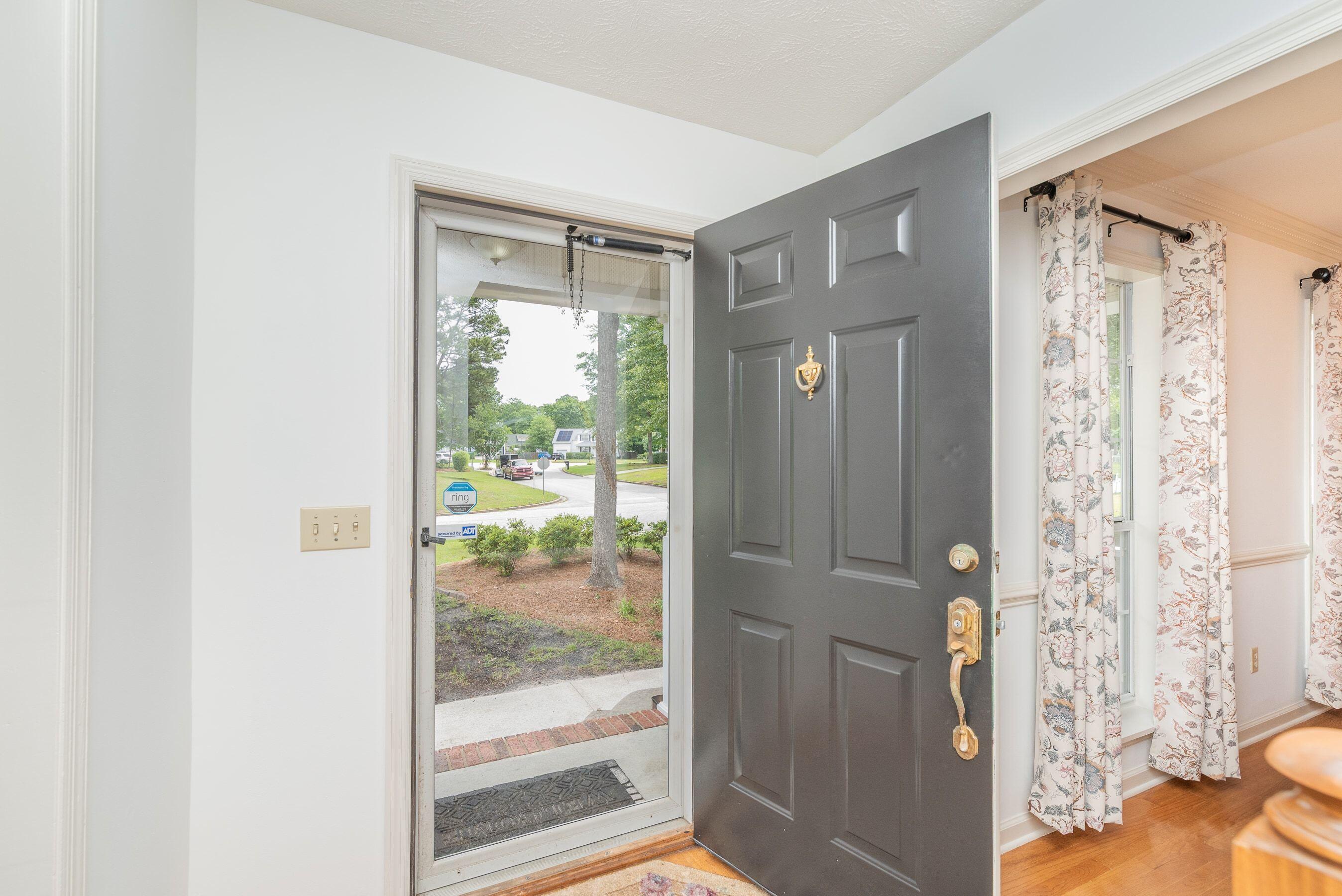 313 East Hedge Road Aiken, SC 29801 - Photo 4 of 48
