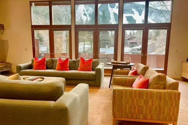 $2,395,000 | 304 Georginia Road, Unit B, Ketchum, ID 83340