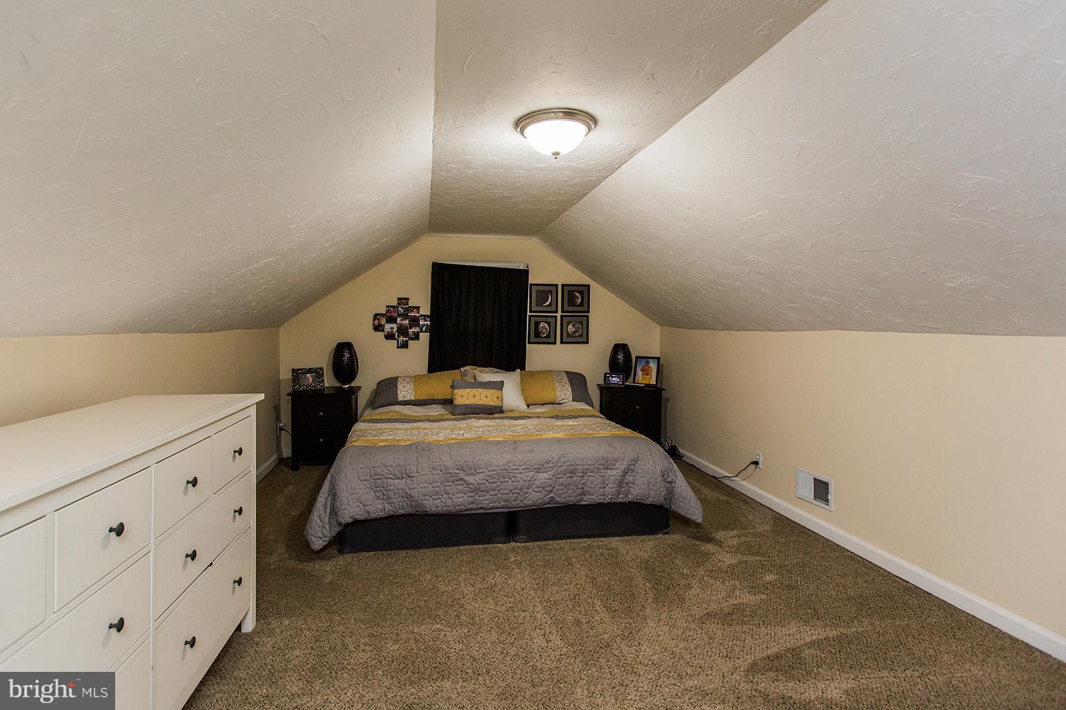 2568 Sheaffer Road Elizabethtown, PA 17022 - Photo 15 of 24