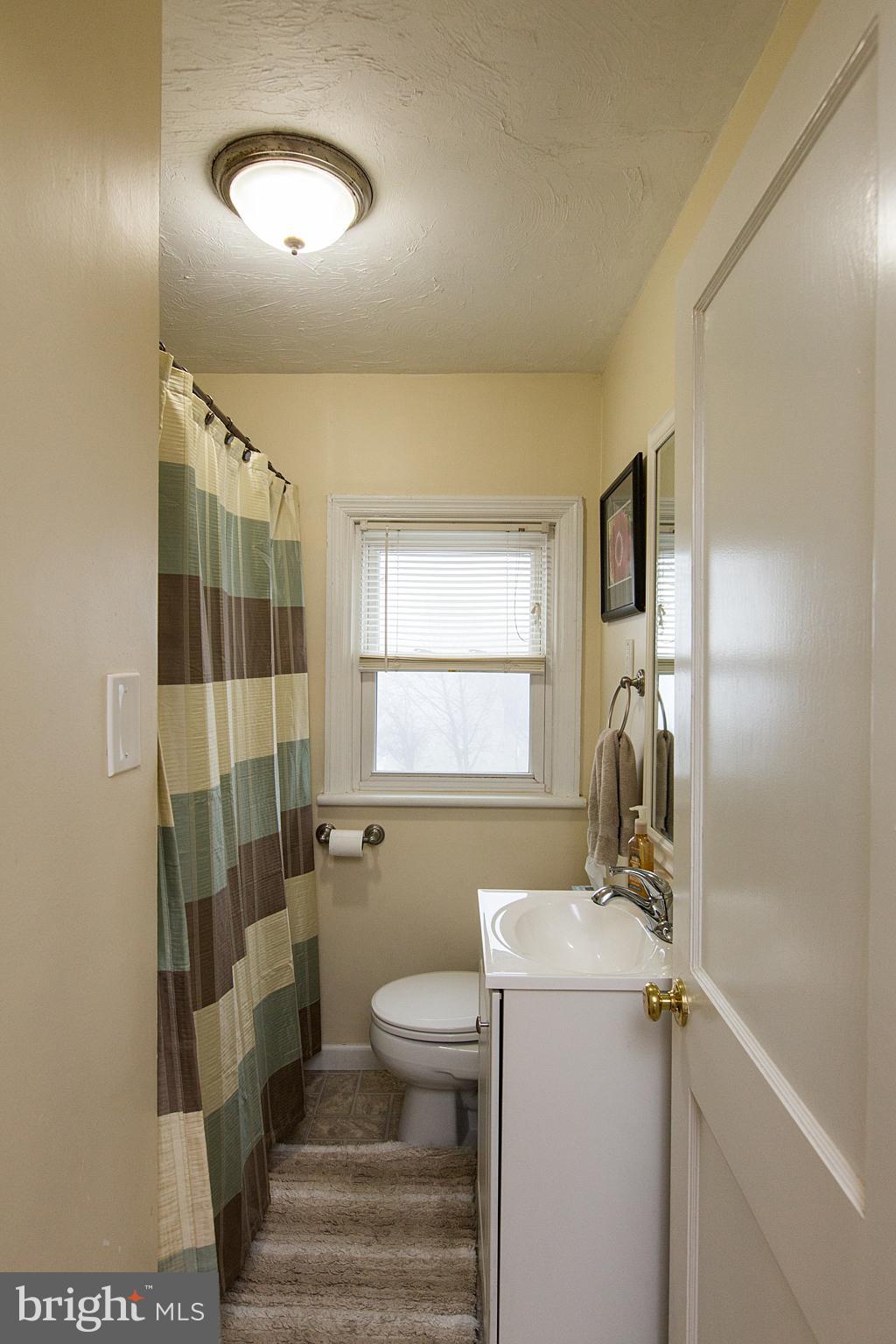 2568 Sheaffer Road Elizabethtown, PA 17022 - Photo 17 of 24