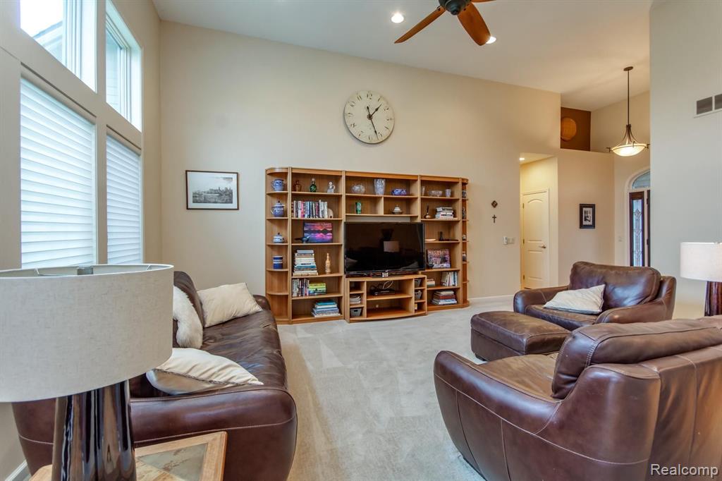8407 Lahring Road Gaines, MI 48436 - Photo 10 of 37