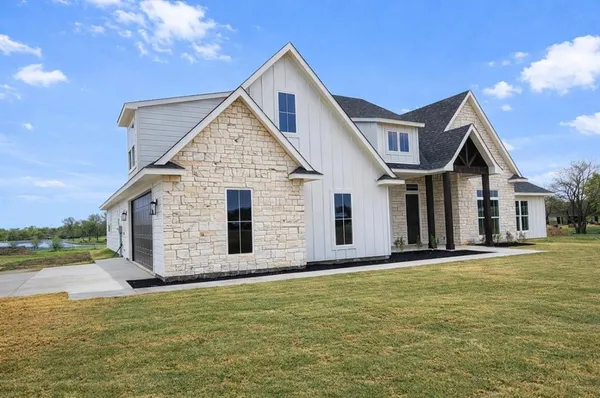 $539,000 | 176 Vaughn Lane, Calera, OK 74730