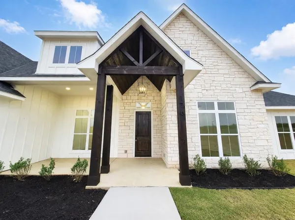 $539,000 | 176 Vaughn Lane, Calera, OK 74730