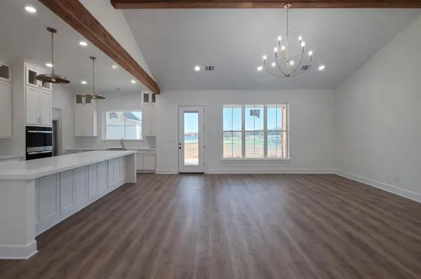 $549,000 | 176 Vaughn Lane, Calera, OK 74730