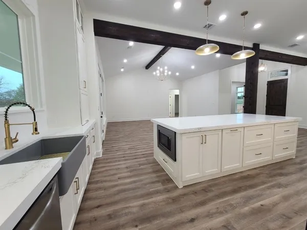 $539,000 | 176 Vaughn Lane, Calera, OK 74730