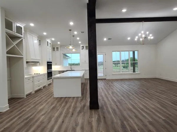 $539,000 | 176 Vaughn Lane, Calera, OK 74730