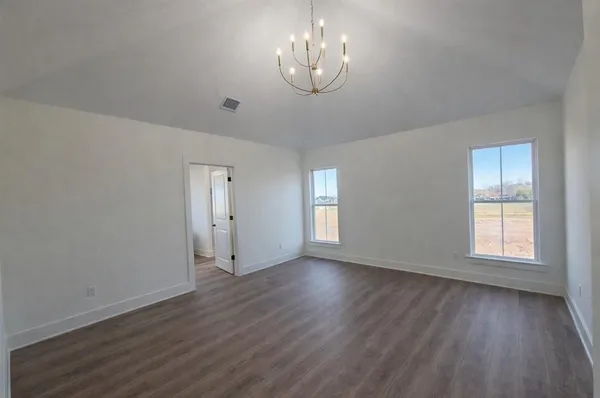 $549,000 | 176 Vaughn Lane, Calera, OK 74730