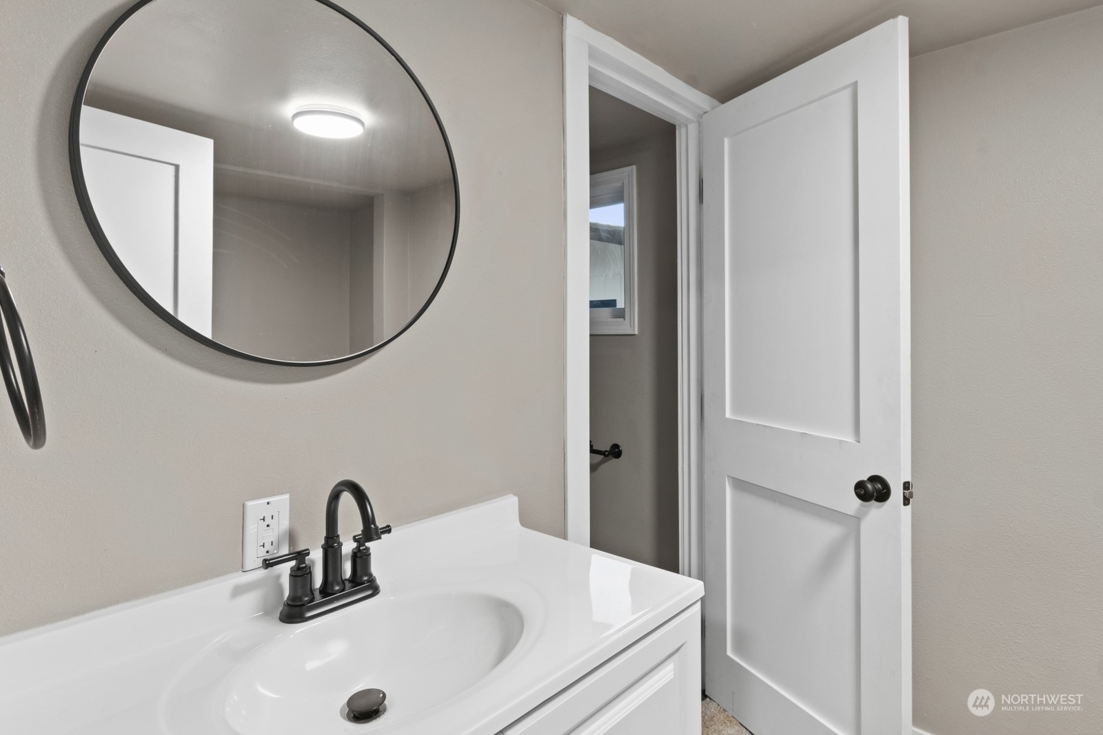 280 Southwest John Street Chehalis, WA 98532 - Photo 12 of 23 Gallery Image 12