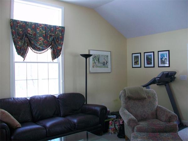 18 Hammond Road Hopedale, MA 01747 - Photo 8 of 24 Gallery Image 8