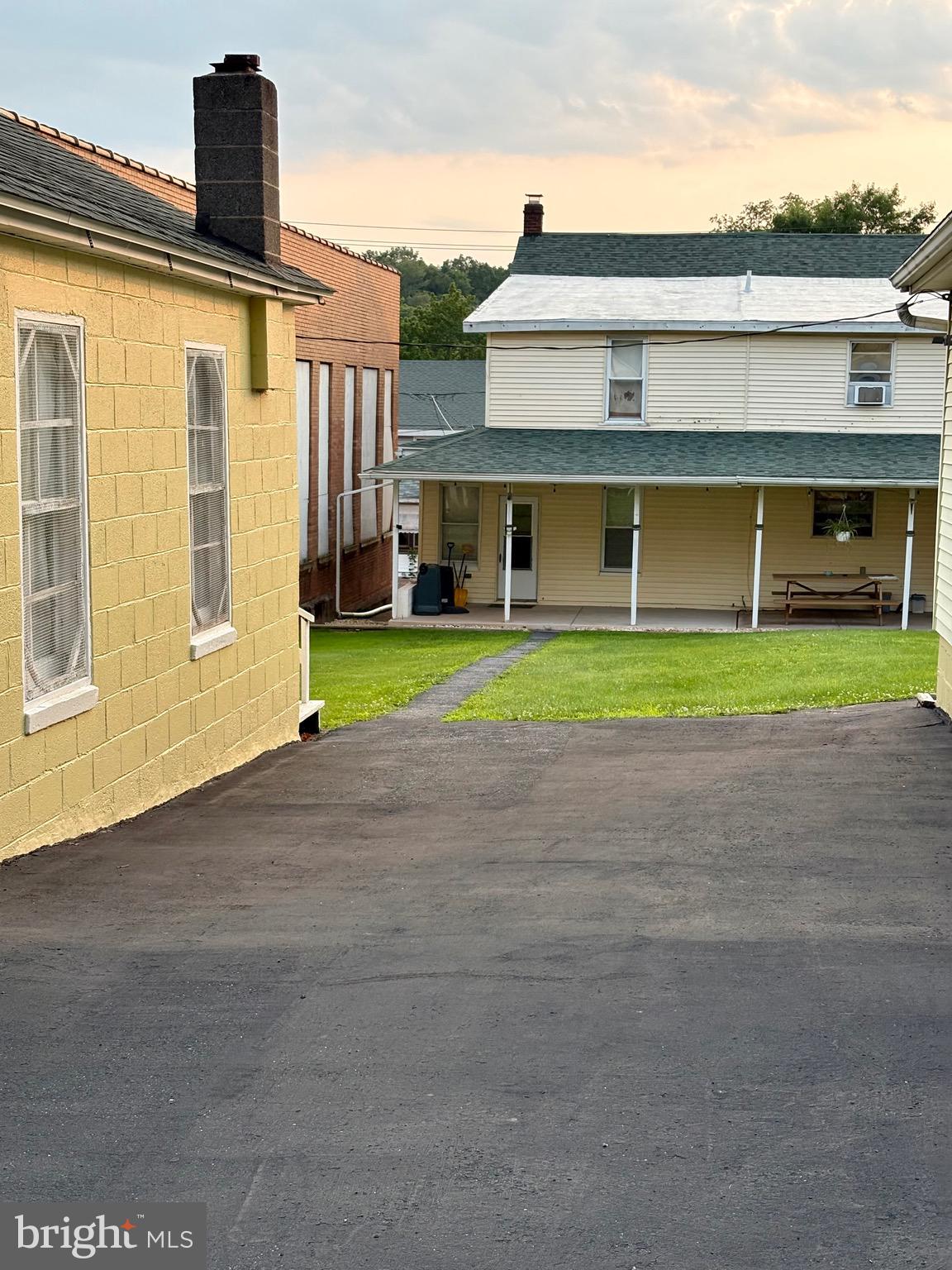 39 Spring Street Weatherly, PA 18255 - Photo 5 of 11 Gallery Image 5