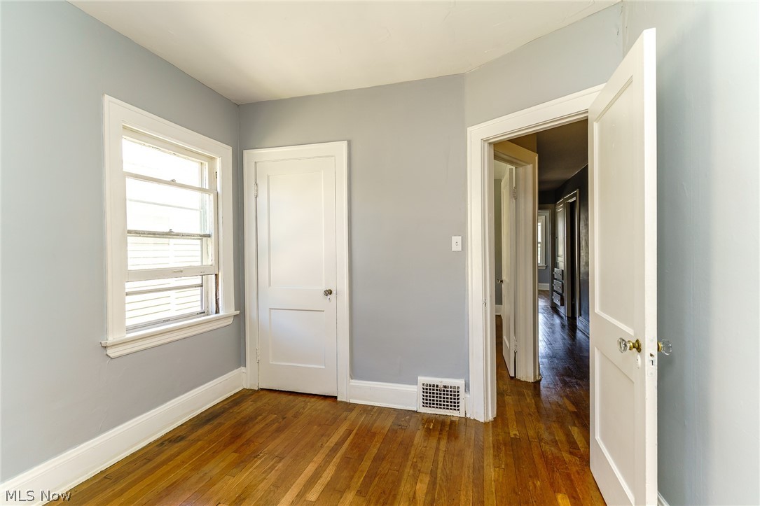 2592-2594 Colchester Road Cleveland, OH 44106 - Photo 16 of 29
