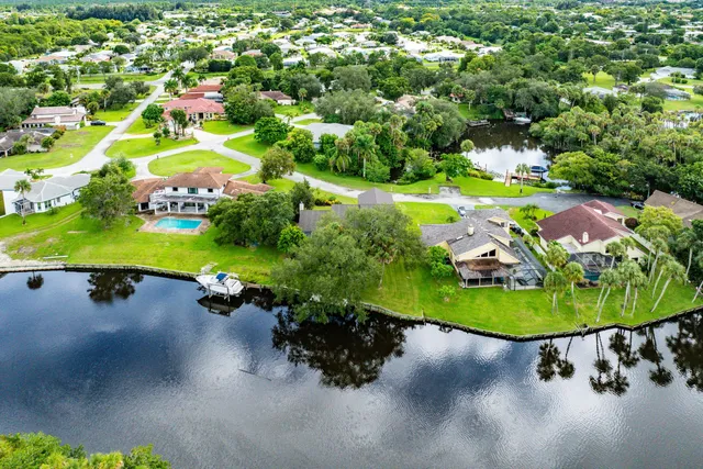 $769,000 | 7100 Lorraine Court, Port St. Lucie, FL 34952