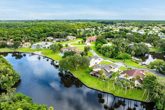 $769,000 | 7100 Lorraine Court, Port St. Lucie, FL 34952