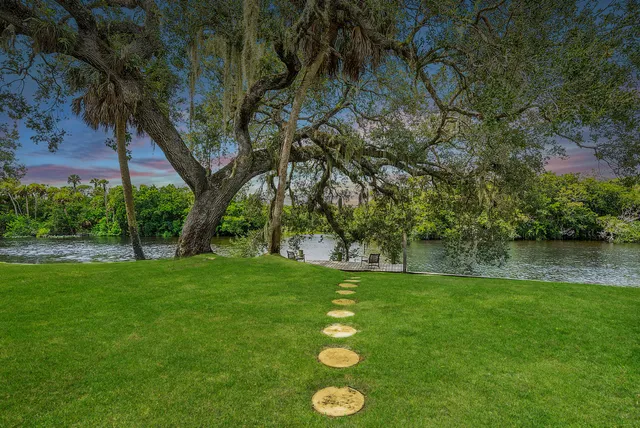 $769,000 | 7100 Lorraine Court, Port St. Lucie, FL 34952