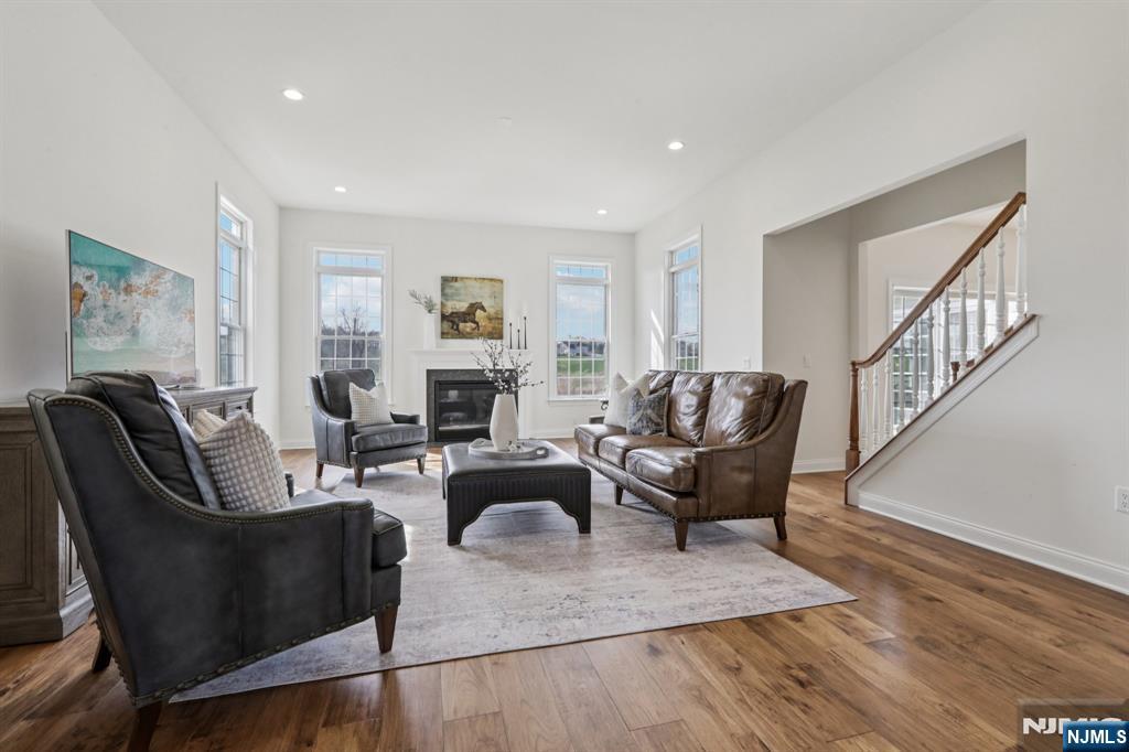 22 Woodmere Road Upper Saddle River, NJ 07458 - Photo 11 of 40