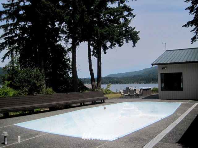 53 Strawberry Point Road Bellingham, WA 98229 - Photo 12 of 17 Gallery Image 12
