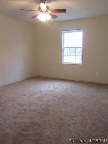 6318 Ware Neck Road Gloucester, VA 23061 - Photo 4 of 9 Gallery Image 4