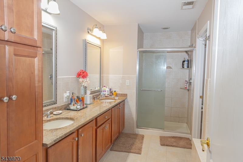 419 Putnam Road Union, NJ 07083 - Photo 14 of 22
