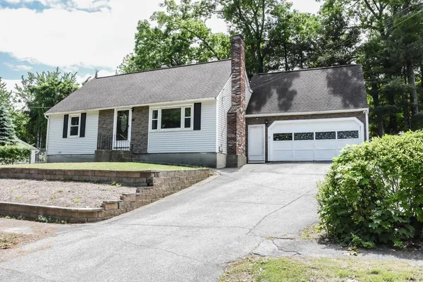 $549,900 | 22 Greenwood Drive, Nashua, NH 03062