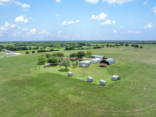 $775,000 | 1931 Bruno Road, Schulenburg, TX 78956