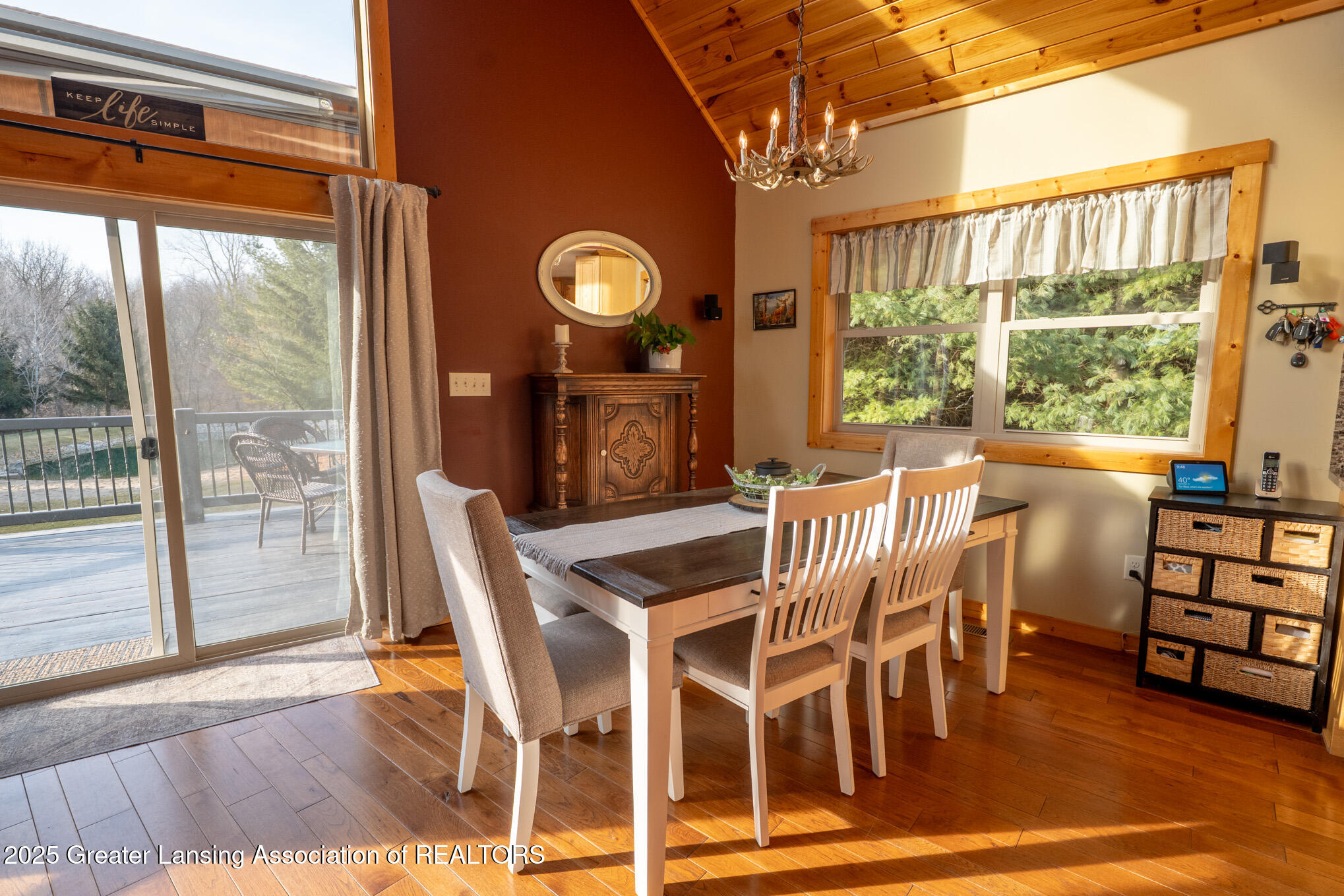 3410 Morton Road Stockbridge, MI 49285 - Photo 10 of 55 Dining Room