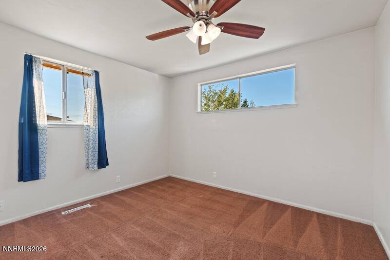 325 Medgar Avenue Reno, NV 89506 - Photo 9 of 17 325 Medgar Avenue (9 of 17)