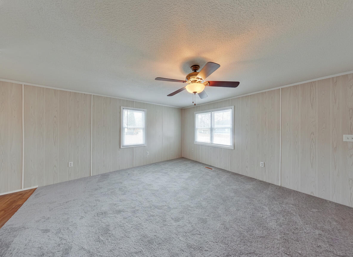 179 Joyner Road Waynesboro, GA 30830 - Photo 7 of 18 Living Room