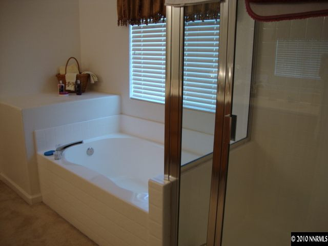 9900 Moonwalk Court Reno, NV 89506 - Photo 7 of 9 Photo 7