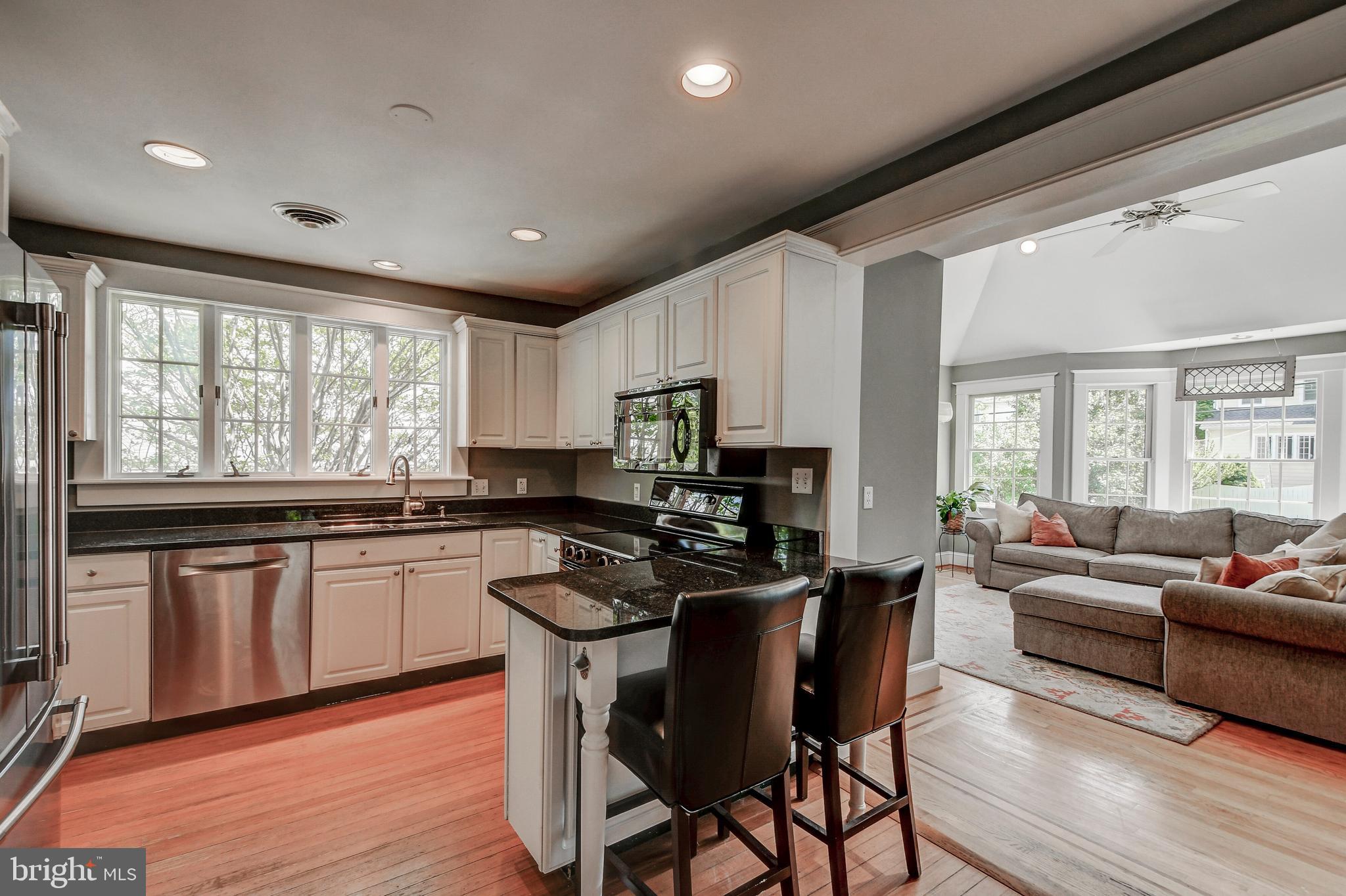 607 Kingston Road Baltimore, MD 21212 - Photo 22 of 54