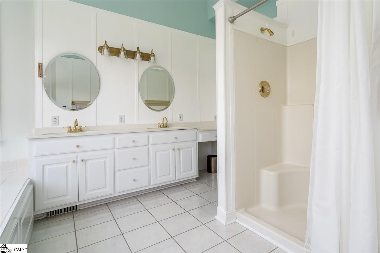 107 Green Ridge Drive Easley, SC 29642 - Photo 17 of 35 Gallery Image 17