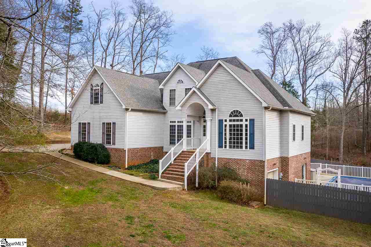 107 Green Ridge Drive Easley, SC 29642 - Photo 3 of 35 Gallery Image 3