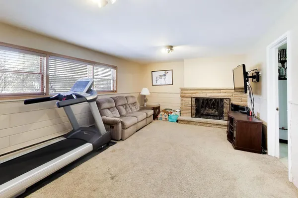$525,000 | 714 West Campbell Street, Arlington Heights, IL 60005