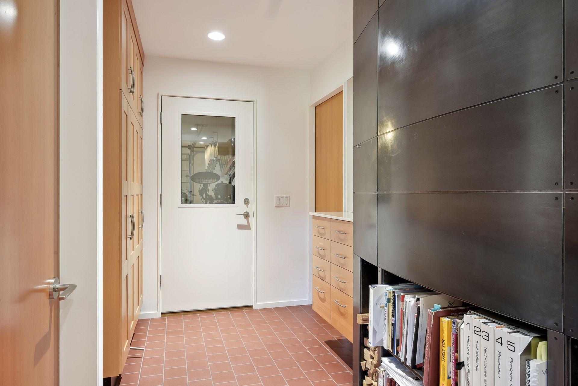 13733 Spring Lake Road Minnetonka, MN 55345 - Photo 33 of 51