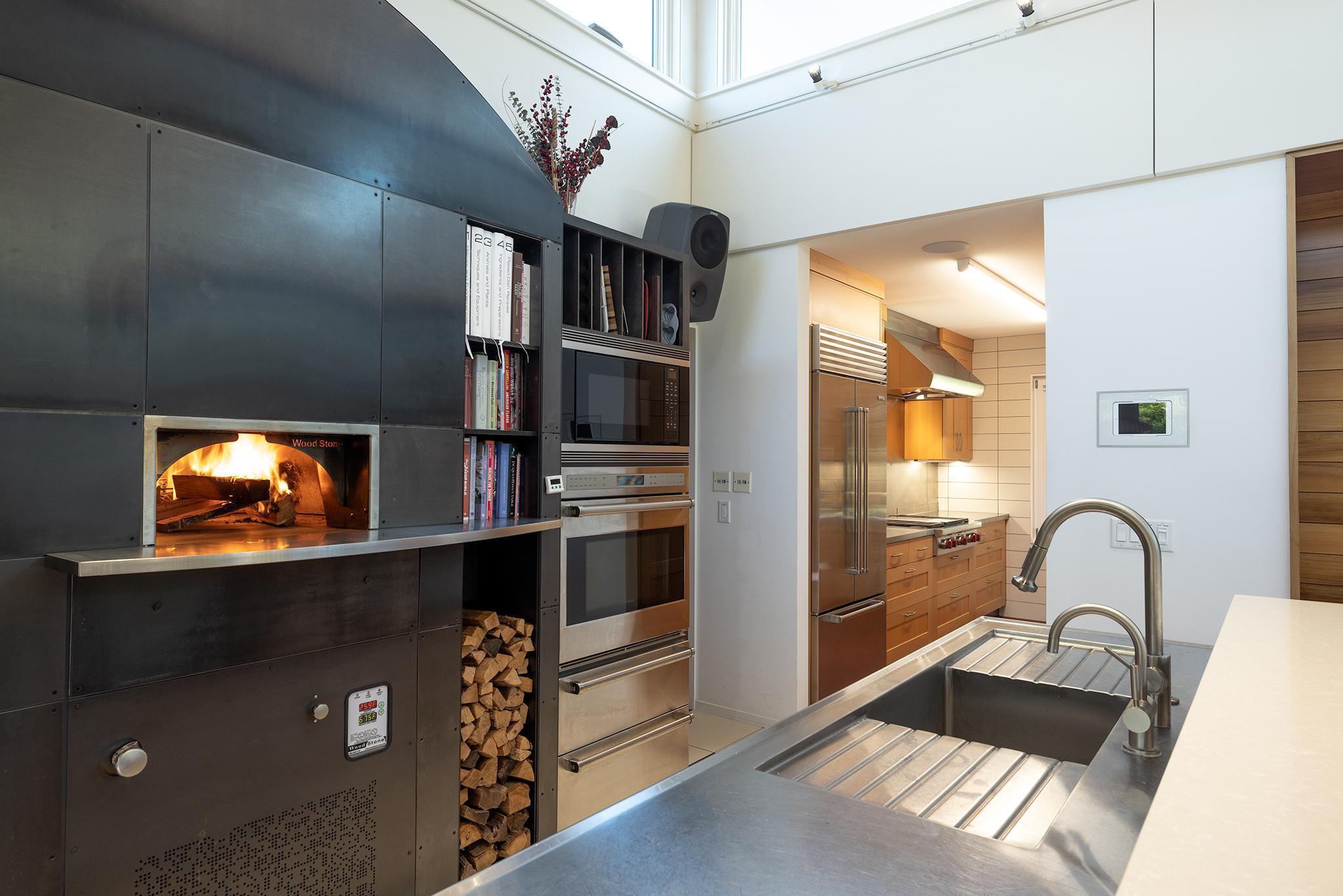 13733 Spring Lake Road Minnetonka, MN 55345 - Photo 7 of 51