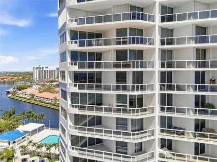$1,050,000 | 3801 Northeast 207th Street, Unit 1203, Aventura, FL 33180