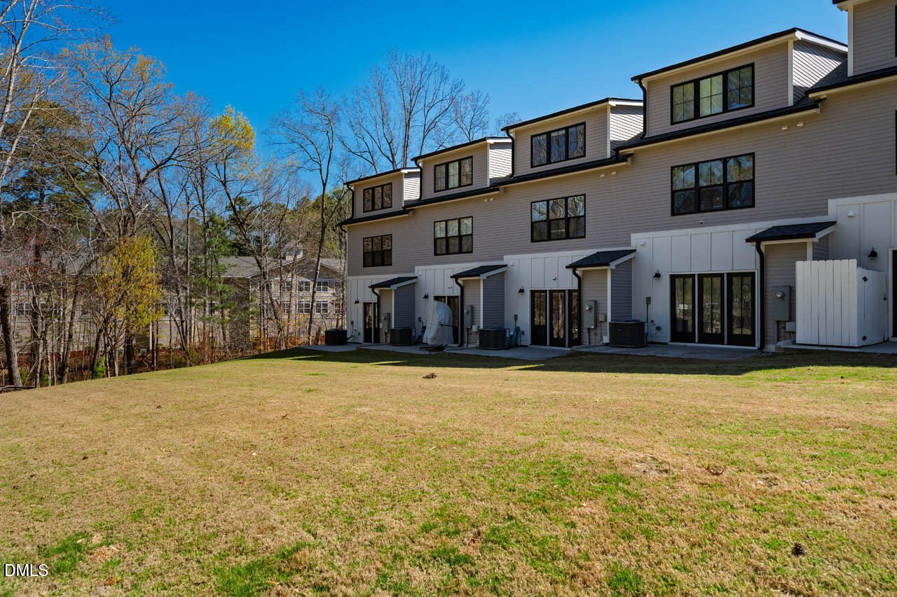 5709 Parker Pines Raleigh, NC 27609 - Photo 32 of 33 5709ParkerPinesCt-009