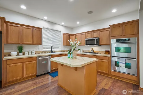 $1,099,000 | 15314 Sunset Road, Bothell, WA 98012