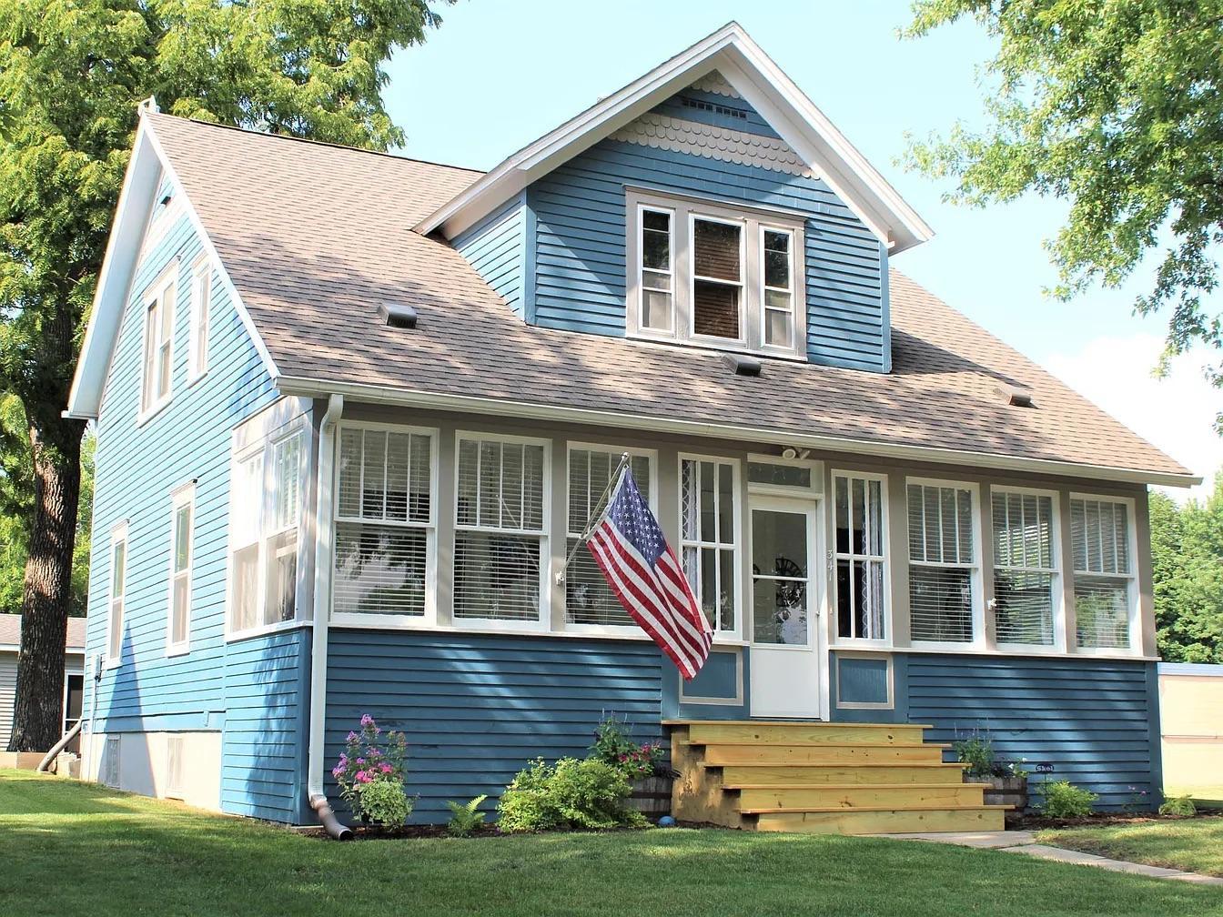 341 Main Street East Trimont, MN 56176 - Photo 1 of 32