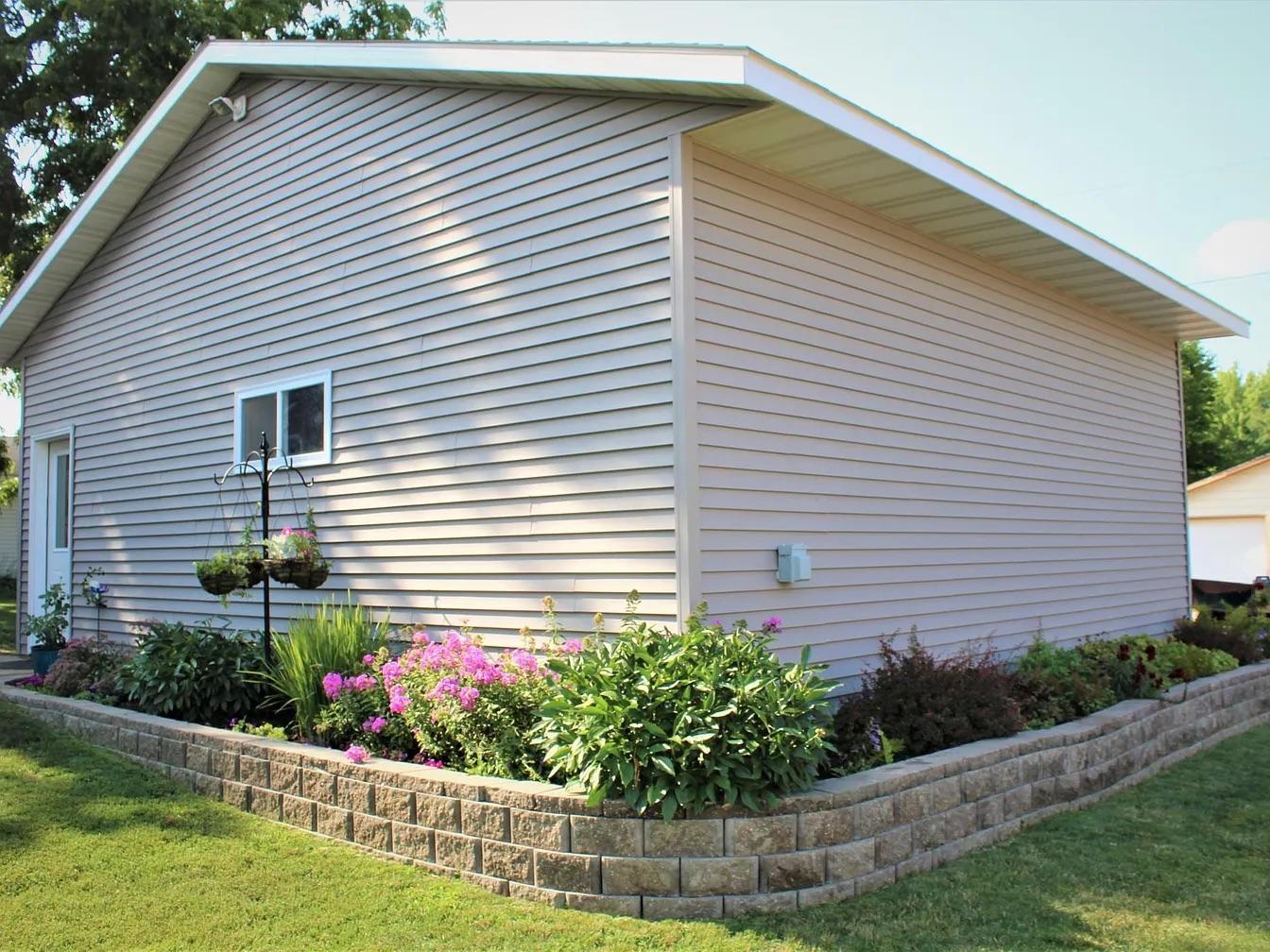 341 Main Street East Trimont, MN 56176 - Photo 25 of 32