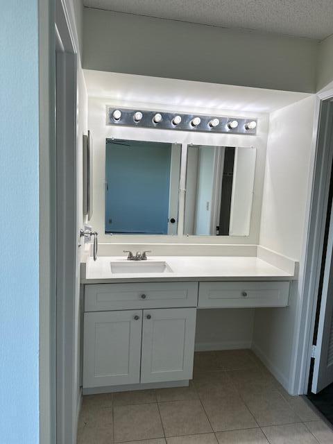 955 Dotterel Road, Unit 2509 Delray Beach, FL 33444 - Photo 30 of 53 Master Vanity