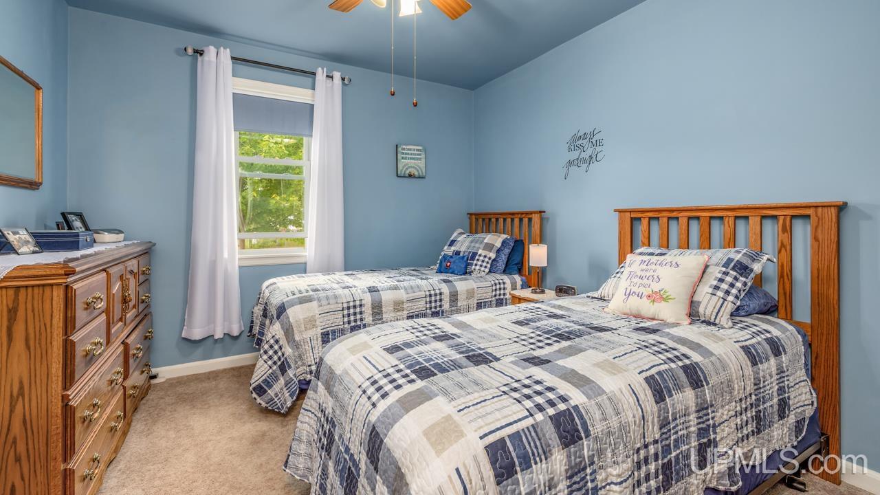 1402 North 16th Street Escanaba, MI 49829 - Photo 10 of 27