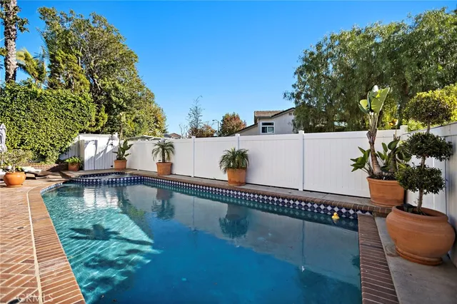 $1,849,000 | 10 Serenity Lane, Laguna Niguel, CA 92677