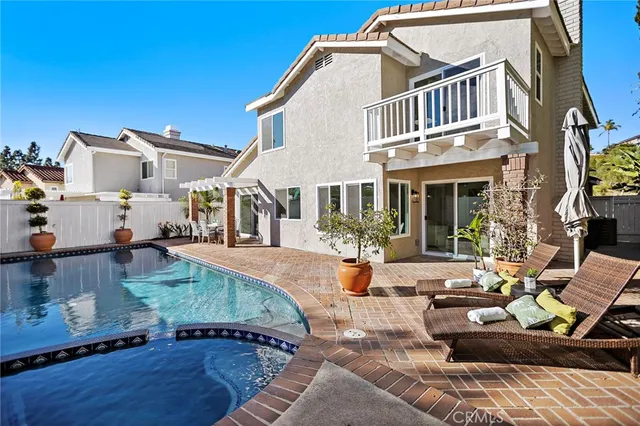 $1,849,000 | 10 Serenity Lane, Laguna Niguel, CA 92677
