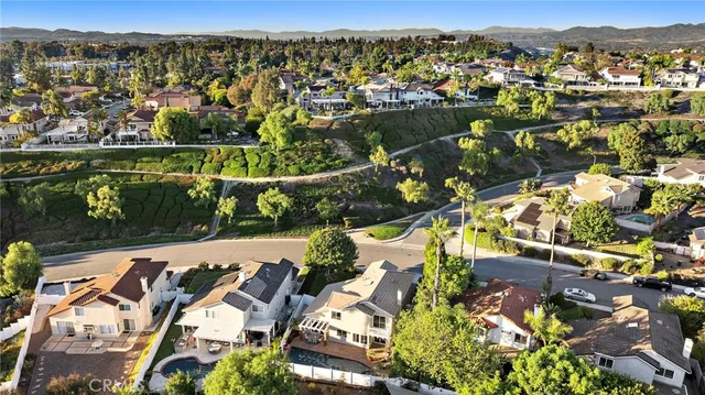 $1,849,000 | 10 Serenity Lane, Laguna Niguel, CA 92677