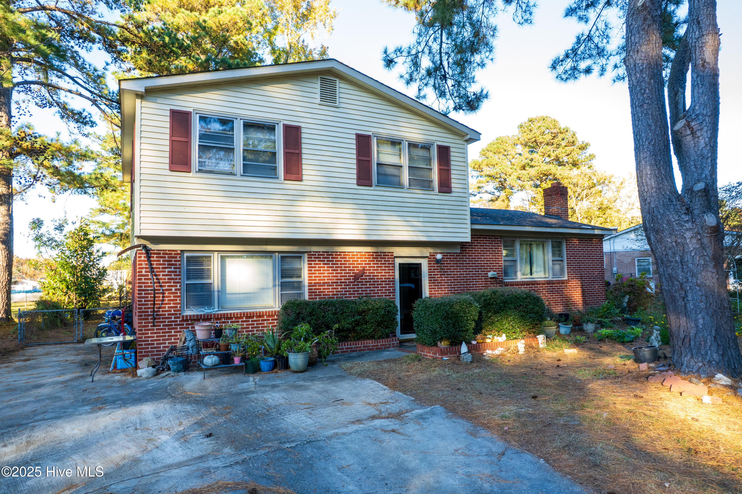 1718 Providence Road Elizabeth City, NC 27909 - Photo 1 of 19 pr-1