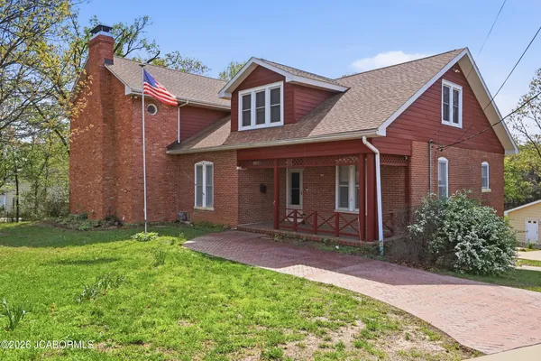 $569,000 | 1700 Green Berry Road, Jefferson City, MO 65101