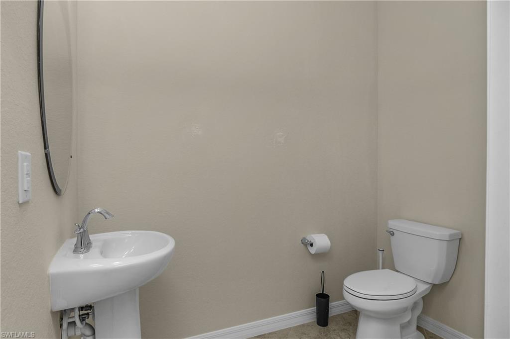 2754 Citrus Street Naples, FL 34120 - Photo 11 of 38