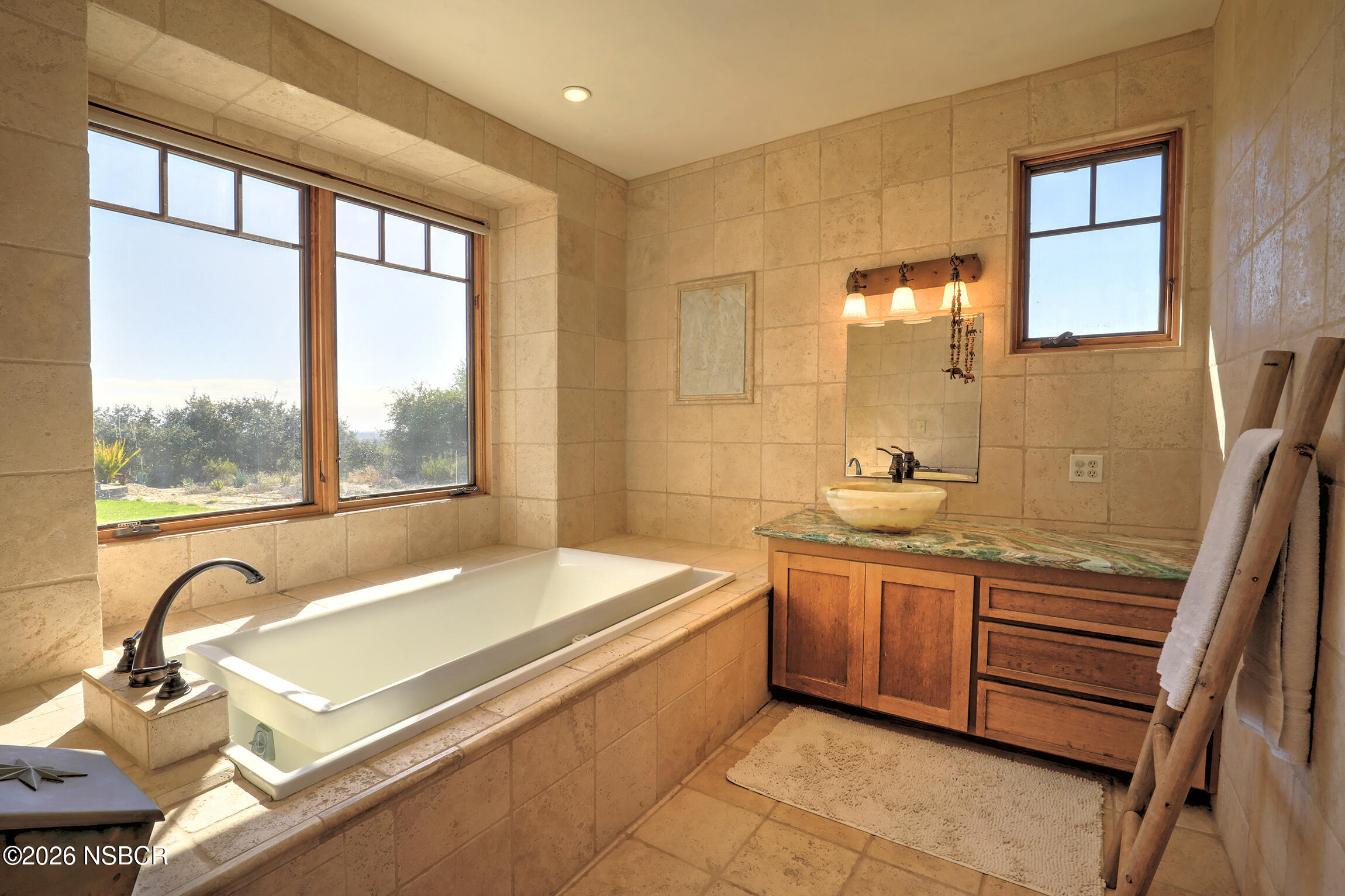 3300 Catalina Road Lompoc, CA 93436 - Photo 17 of 41 Primary Bath