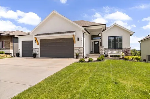 $705,000 | 14219 South Houston Street, Olathe, KS 66061